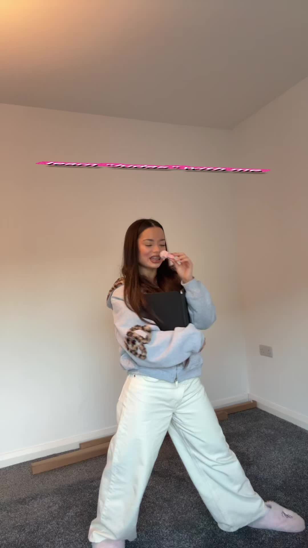@Akita