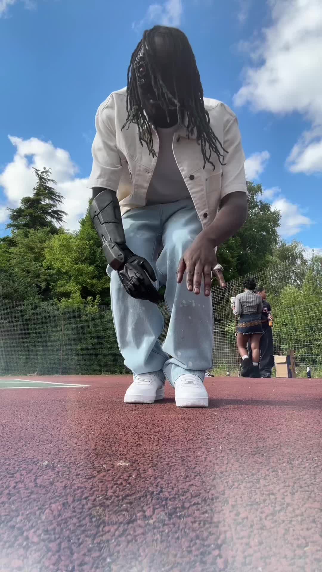 @FlossDaArtist🇺🇬🇬🇧