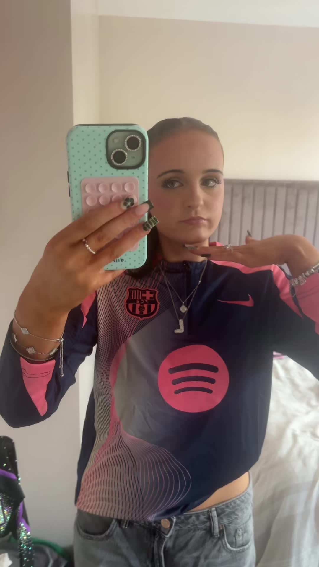 @Leila𝜗𝜚🤍