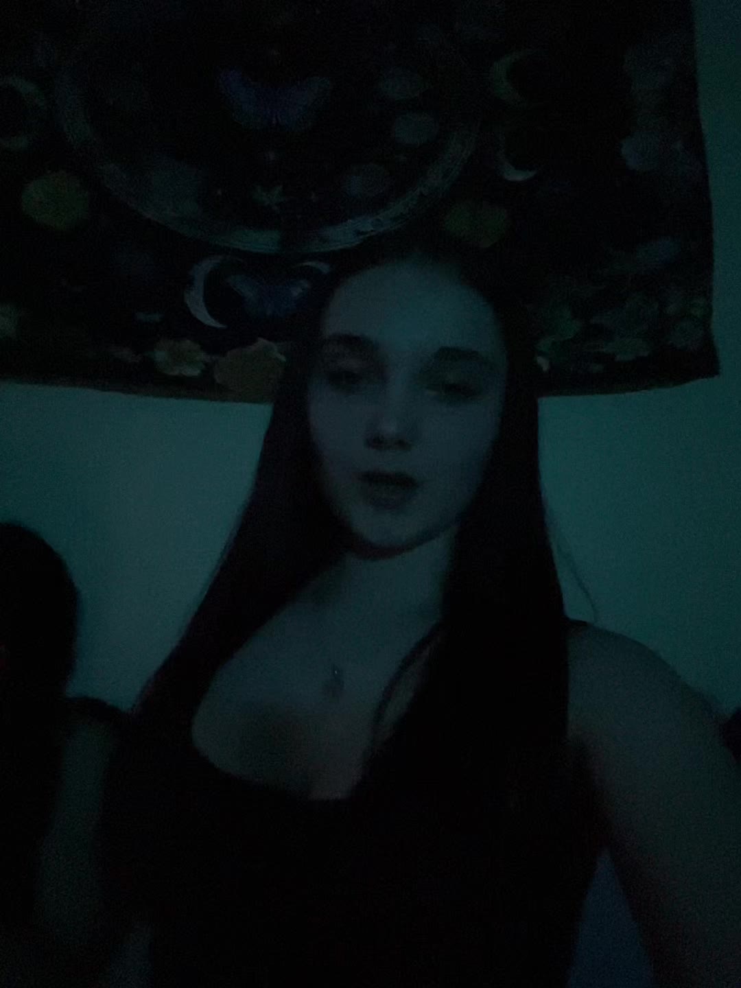 @️
