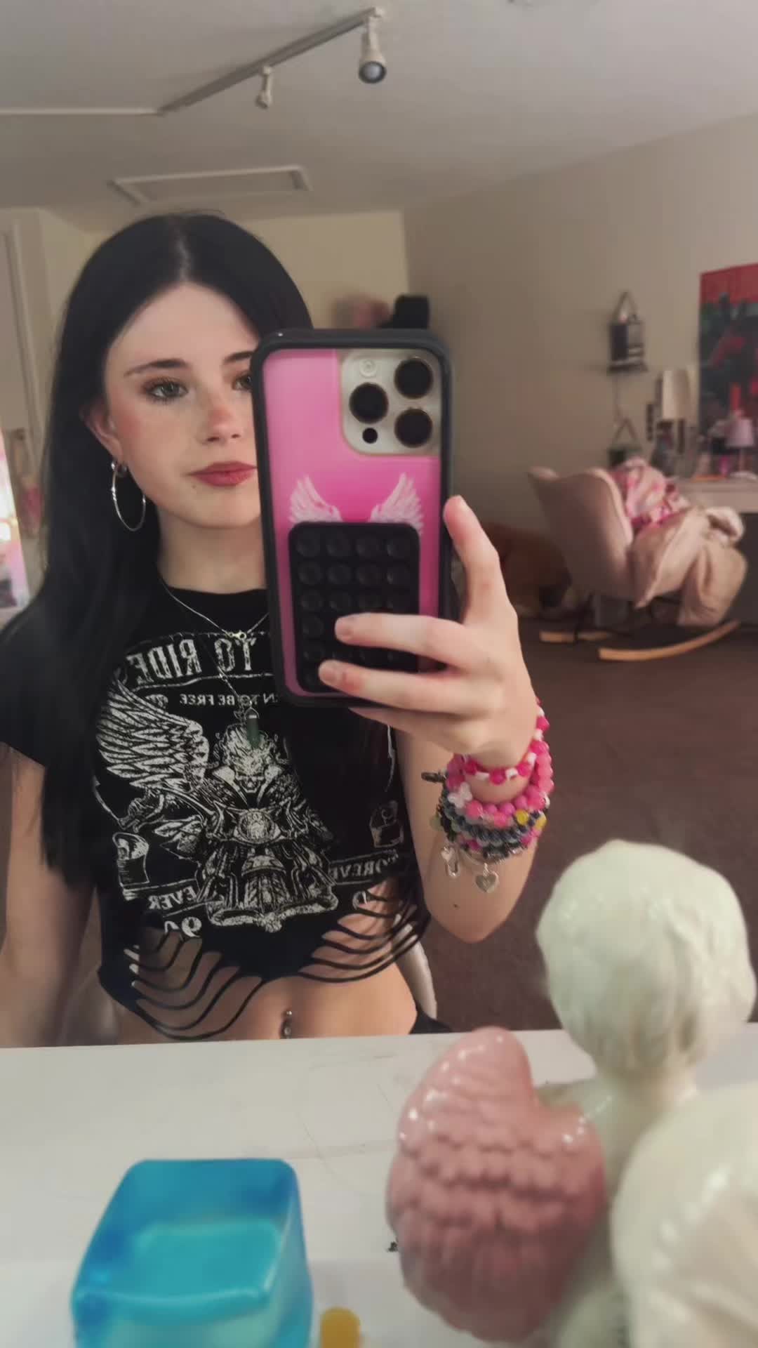 @tay ⟢