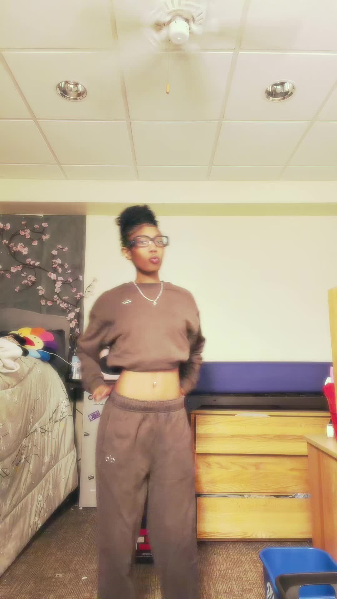 @Imjustariii