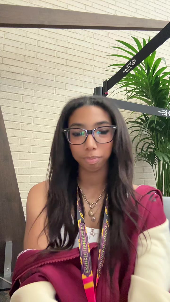 @It&rsquo;s AJ❤️🧡