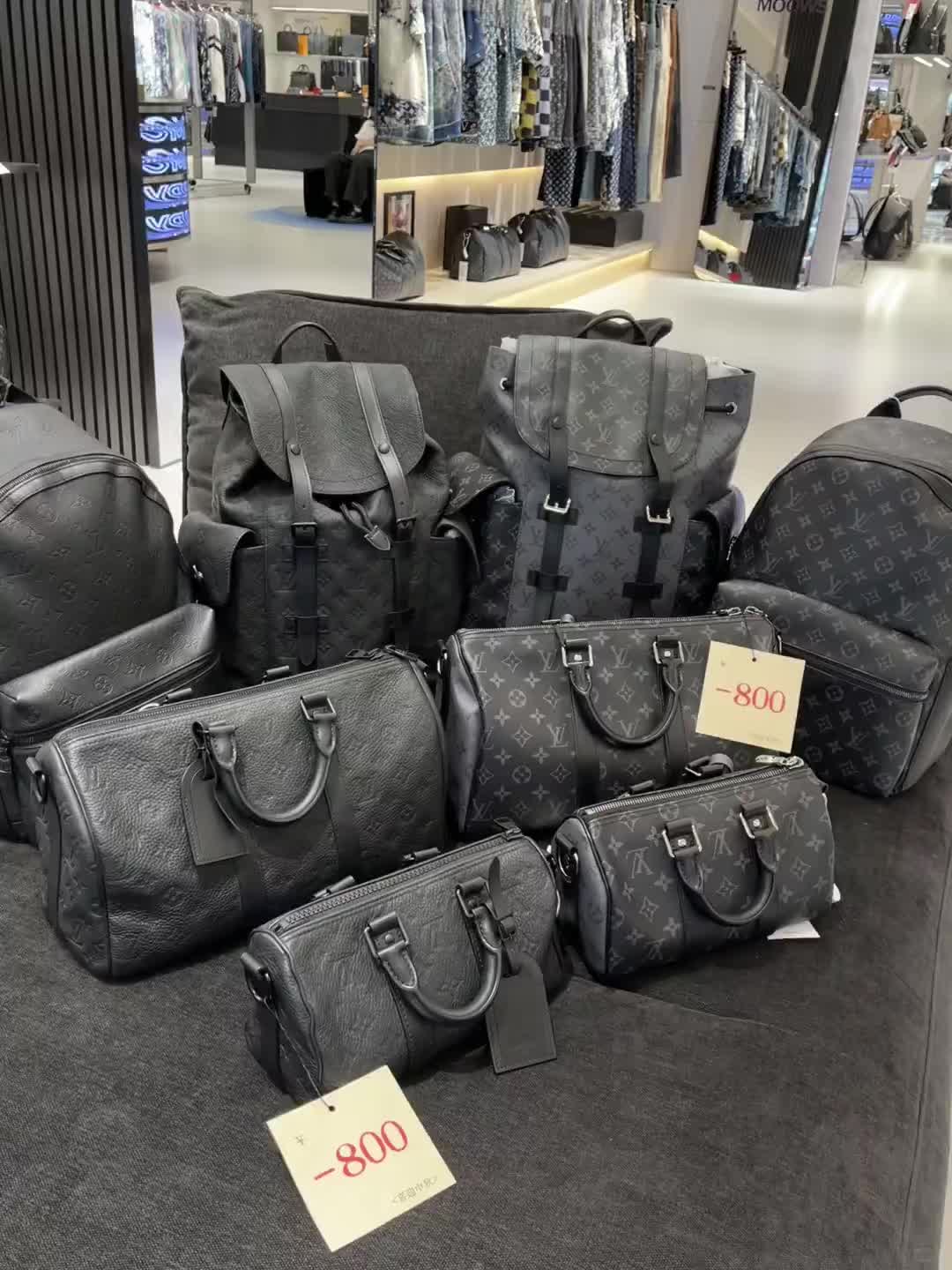 @Fashion brand