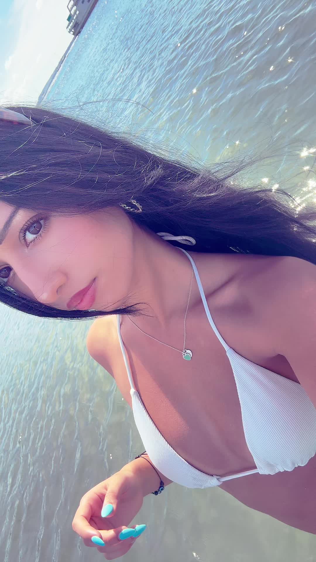 @momospersonalshopper