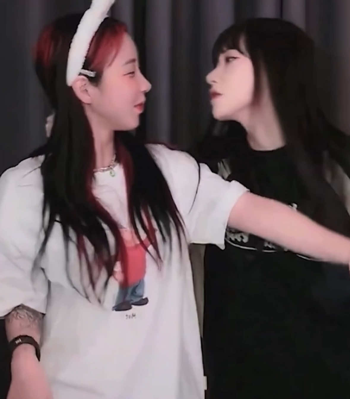 @나비 εїз