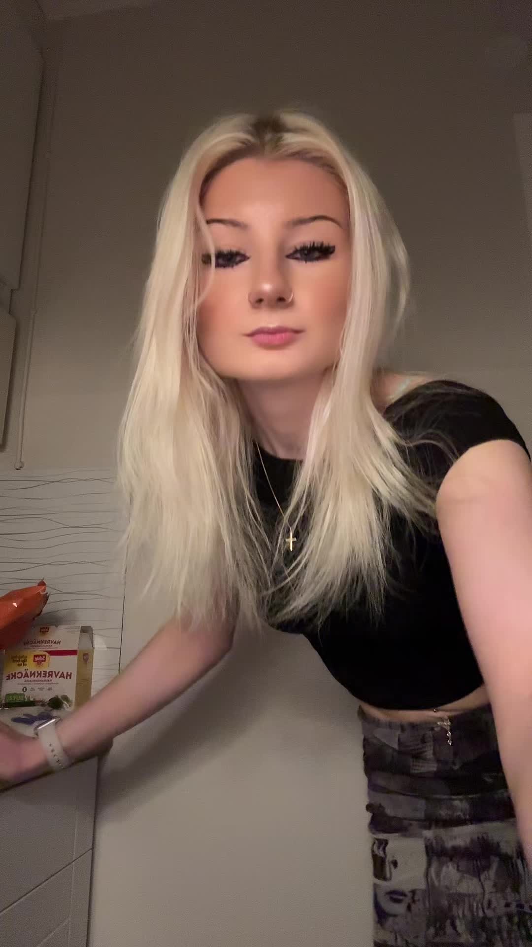 @elise