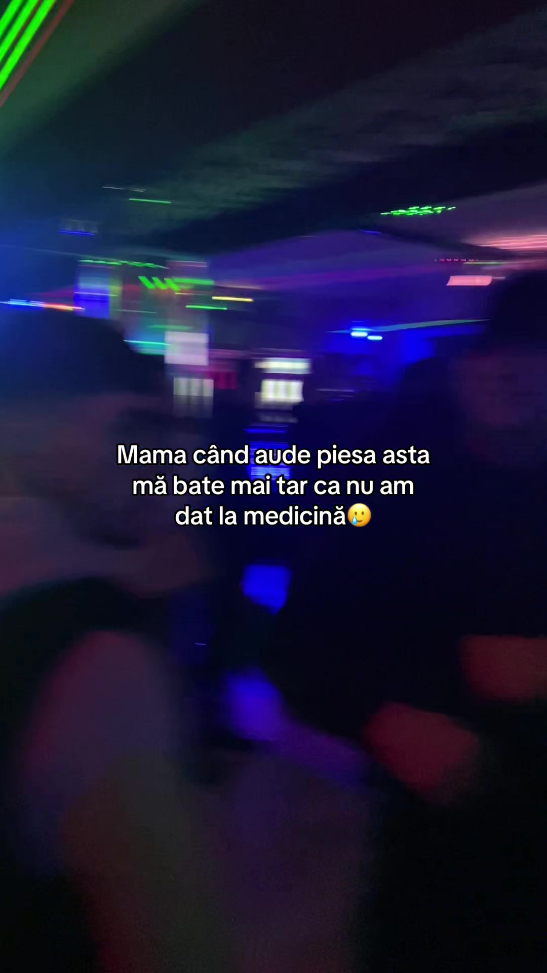 @🎧