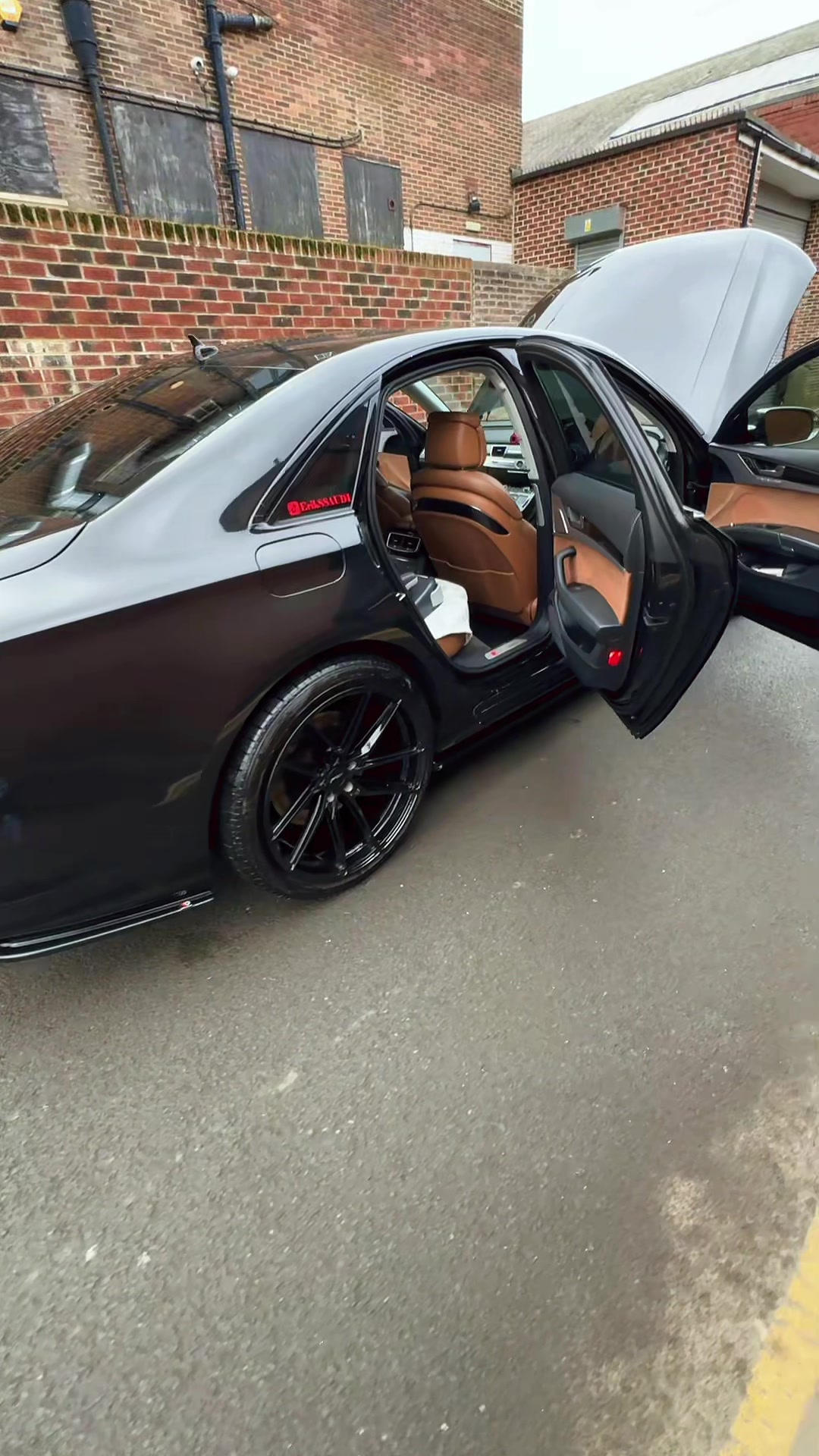 @Erik S8 AUDI
