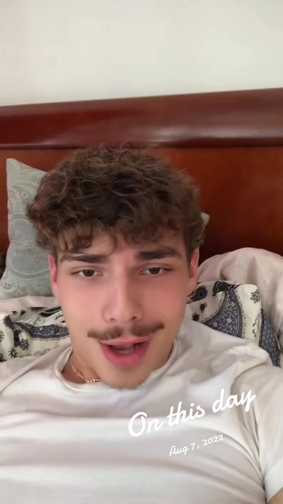 @MoustacheBoy