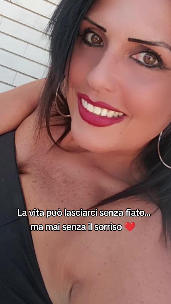 @👑🌺Ylenia🌺👑