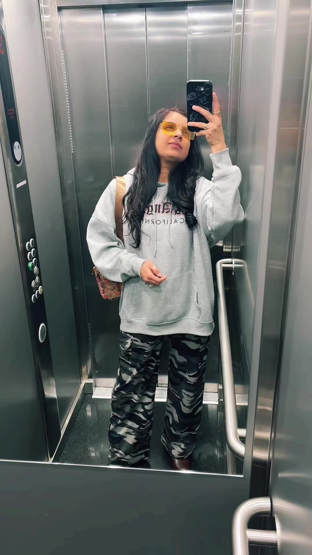 @ℝ𝕠𝕤𝕖𝕪 🌹