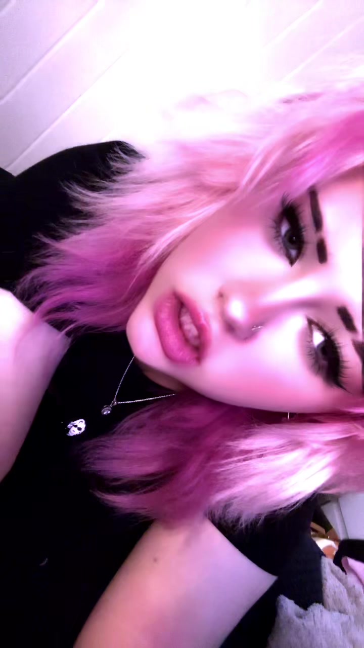 @DontgettoChloestome ๏พ๐ถ๐ฅด๐