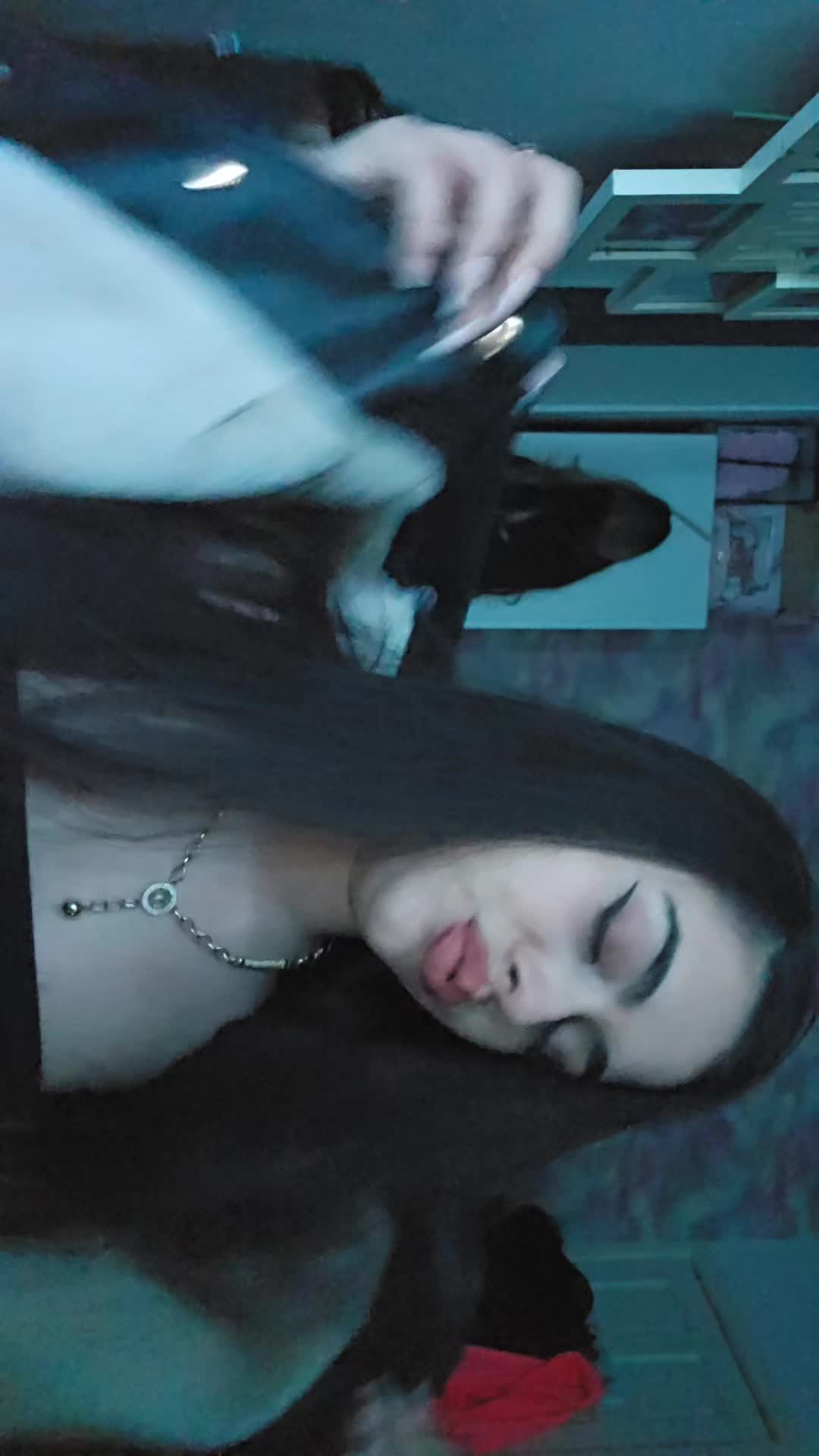 @Izabella_Angelova