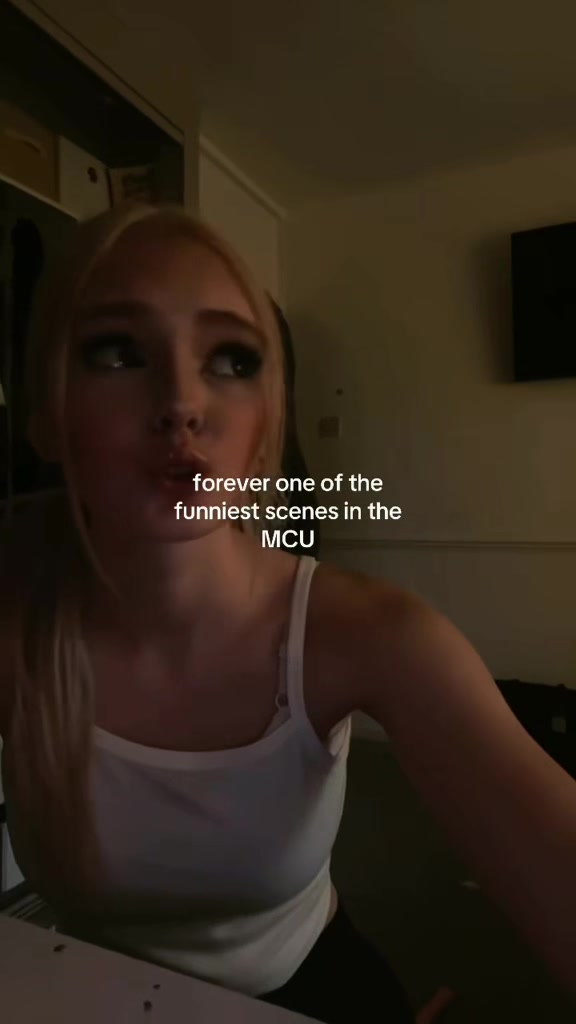 @𝐛𝐞𝐥𝐥𝐞 𝐥𝐨𝐮𝐢𝐬𝐞