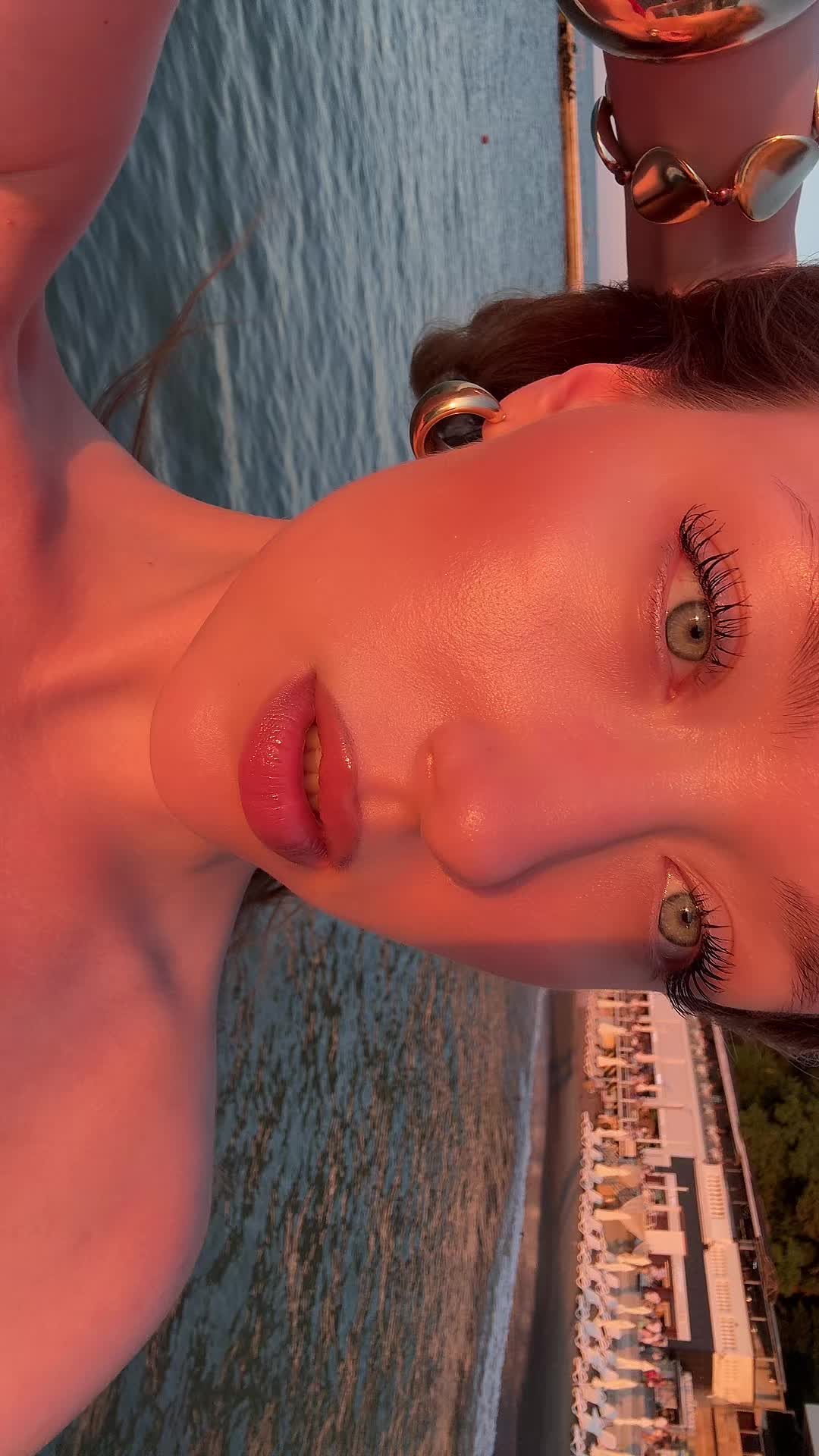 @BloominDonna