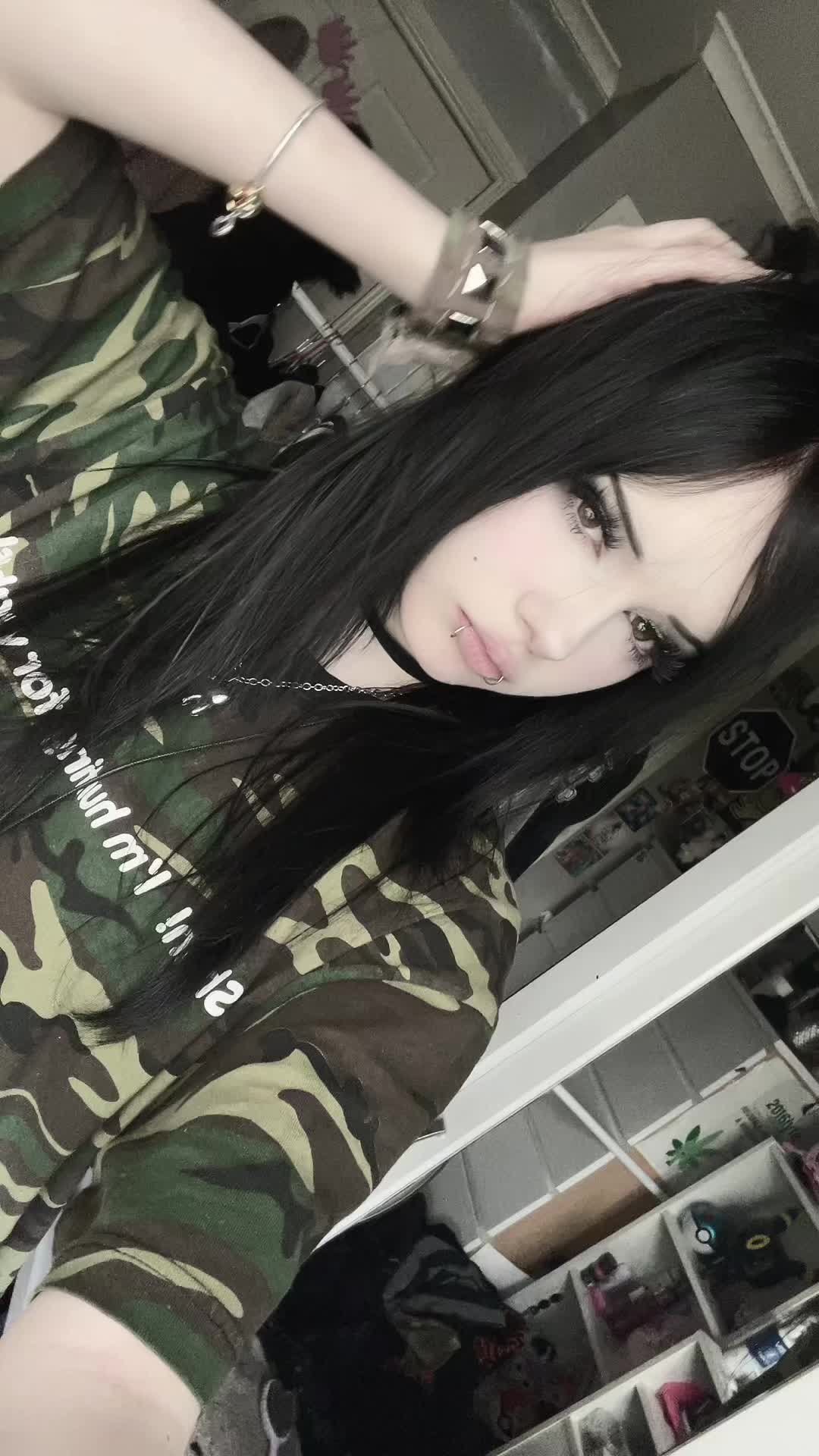 @tia ⚔️
