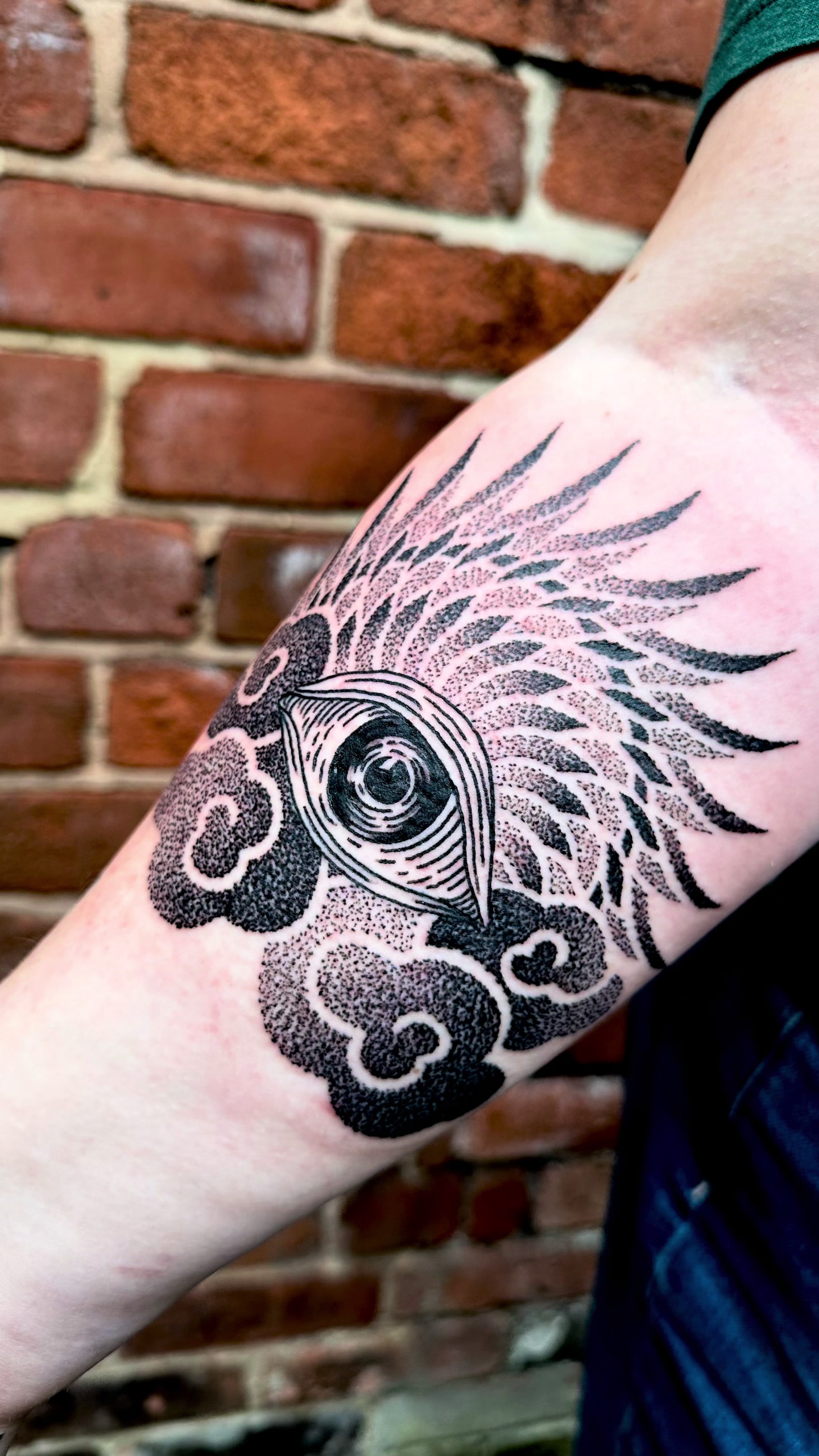 @Deryntwelvetattoo