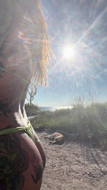 @WanderWoman