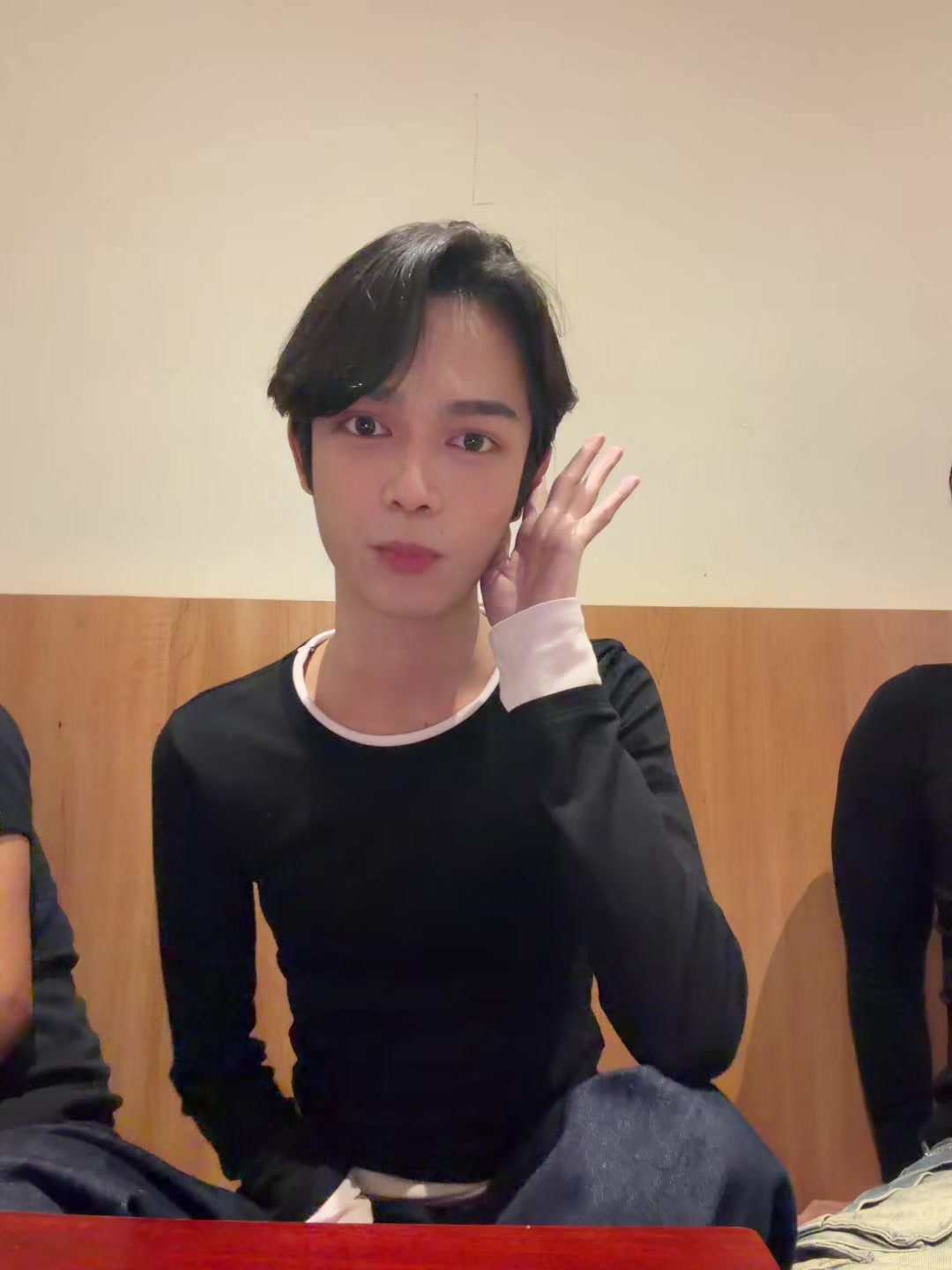 @Qin