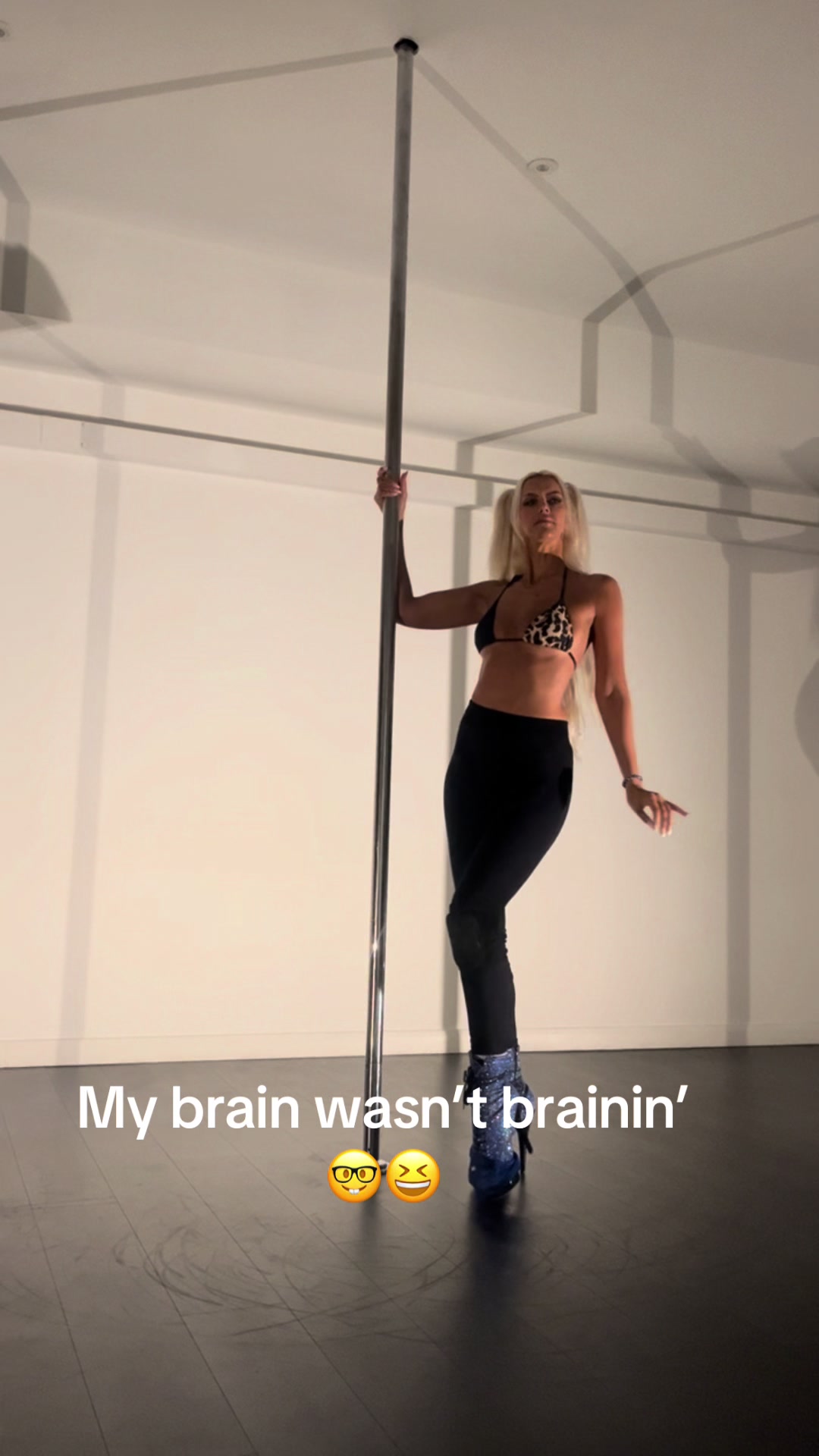 @blu__cyanide