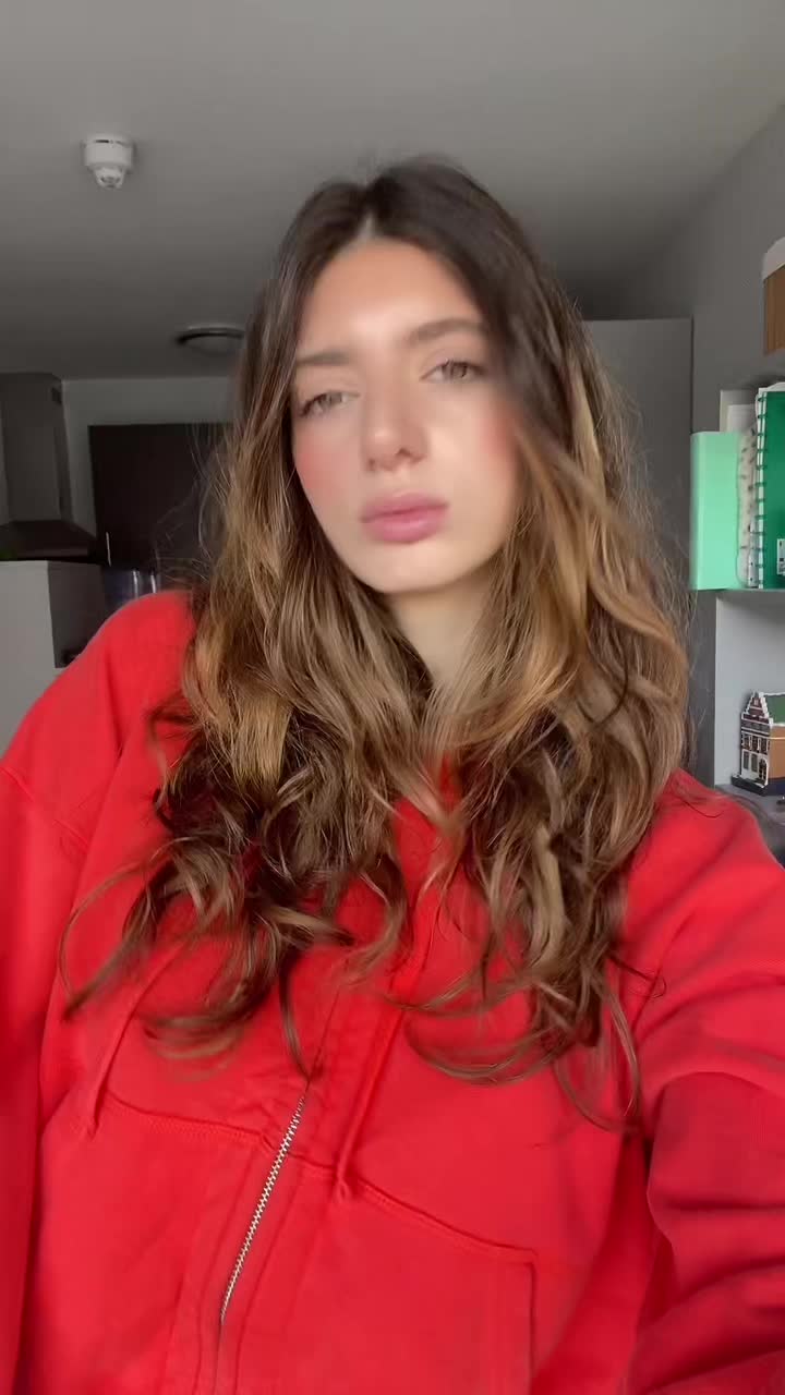 @estherishka