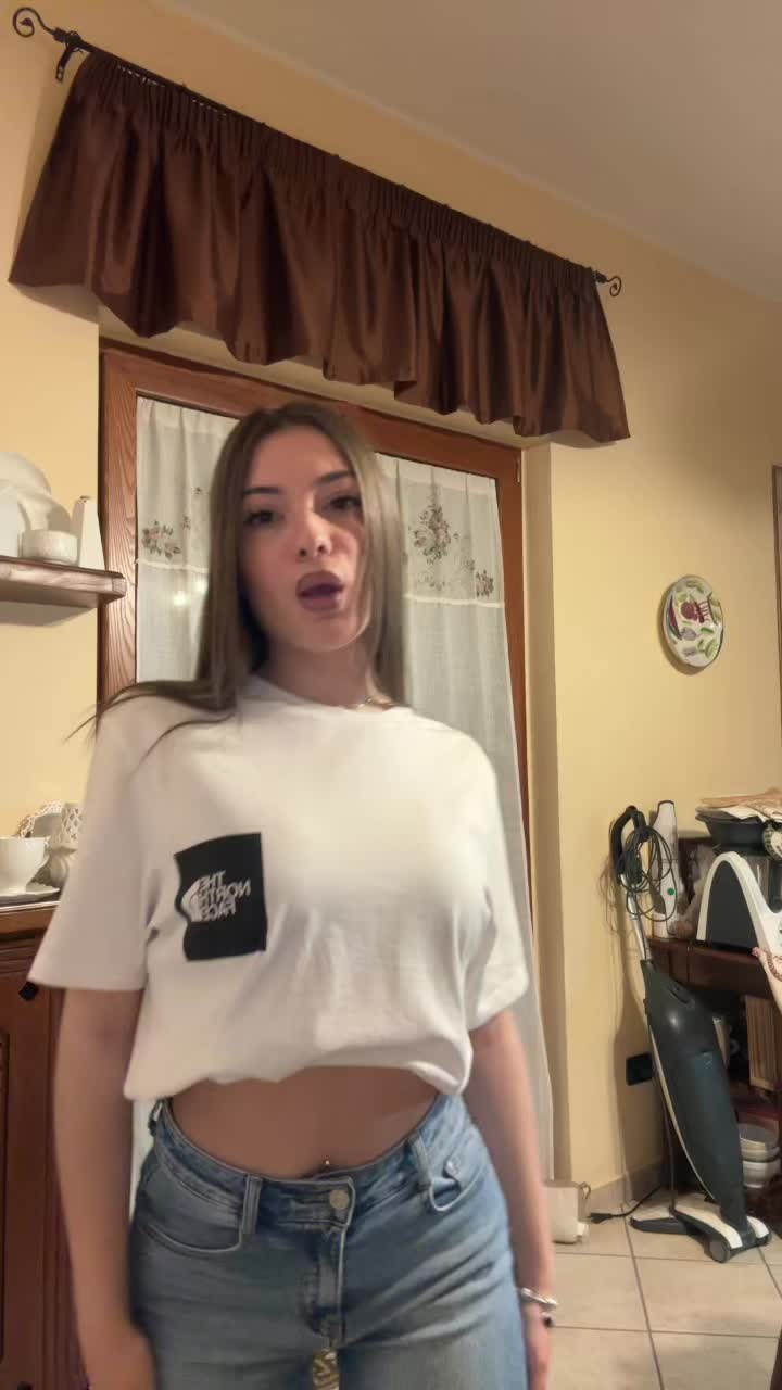 @annalaura