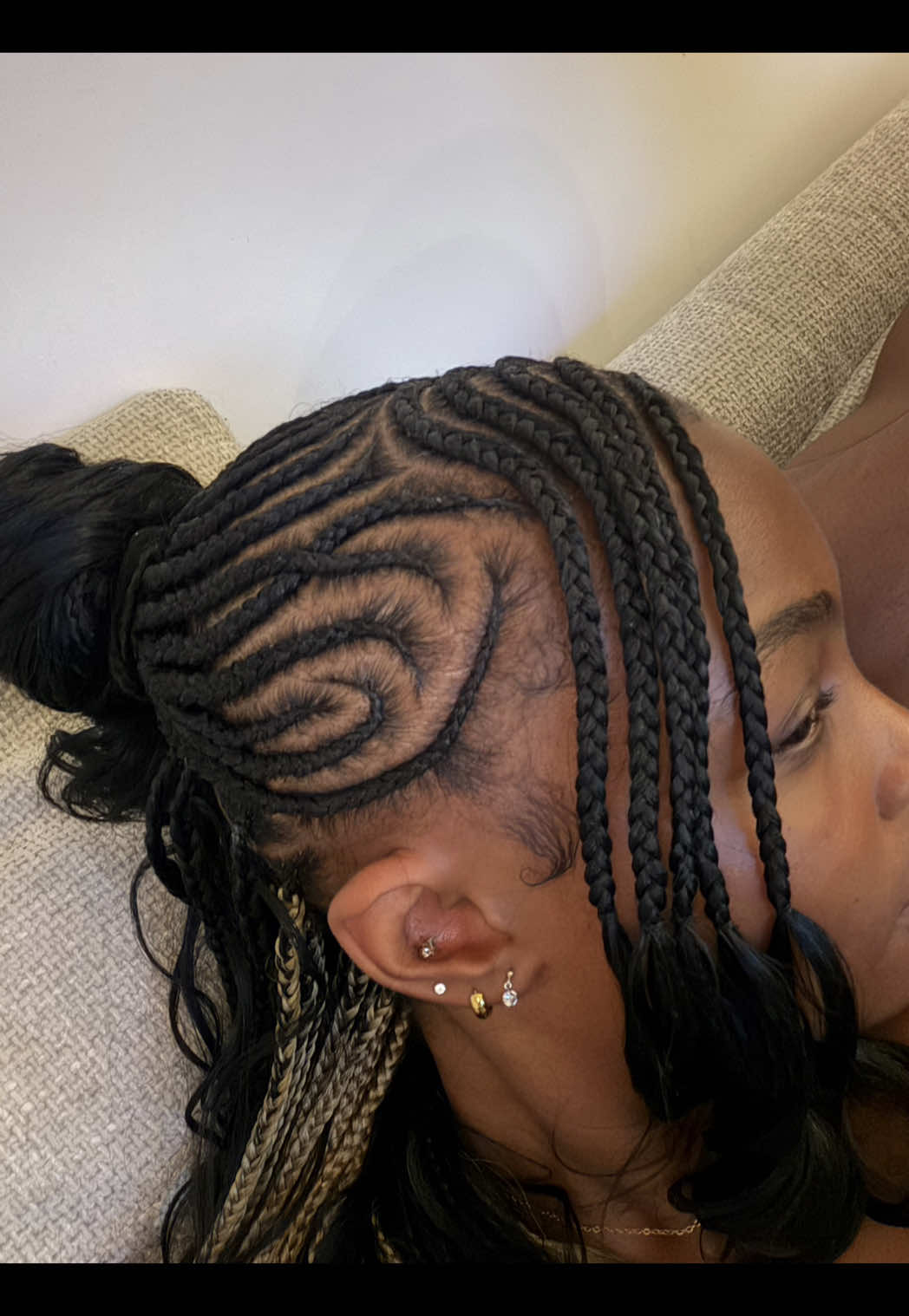 @marievhair