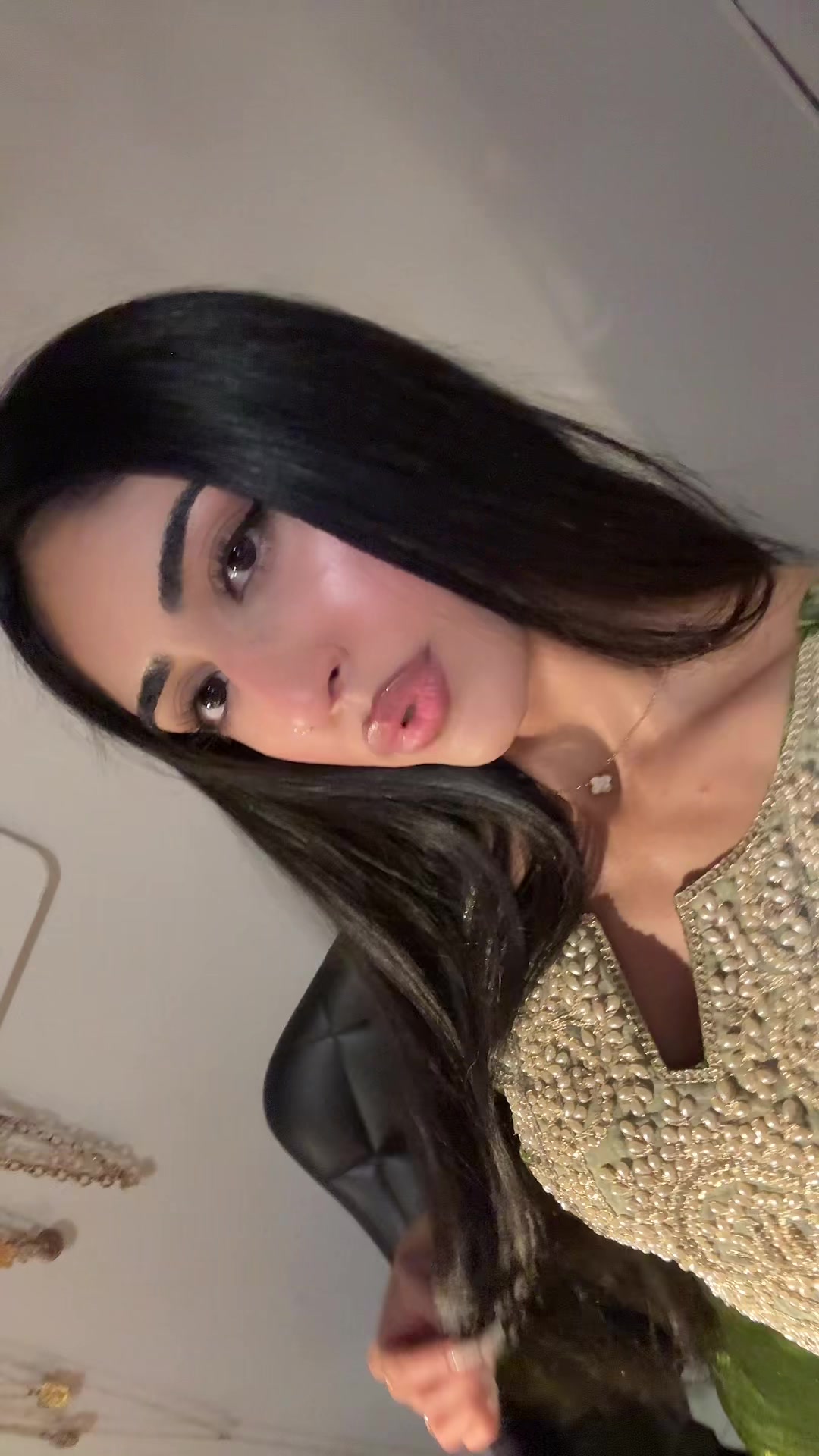 @𝓡♡