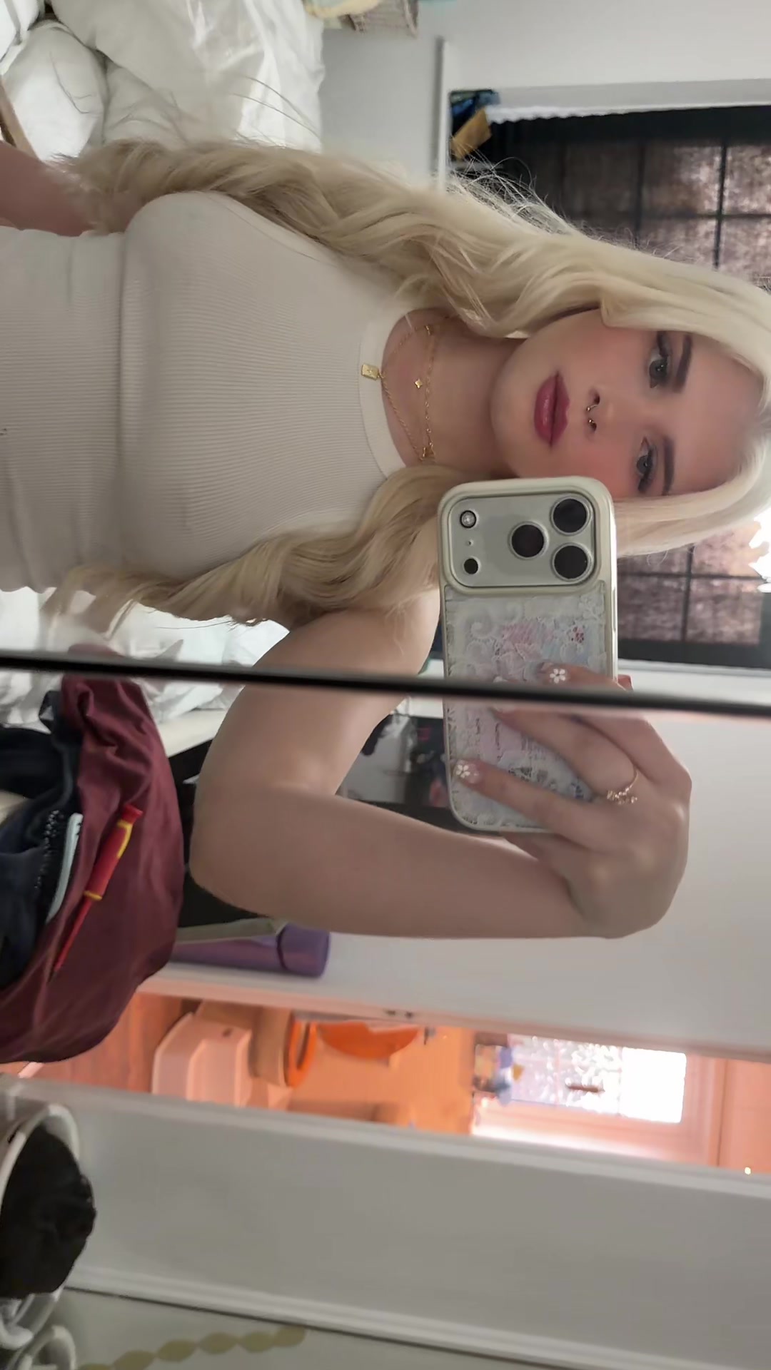 @<3