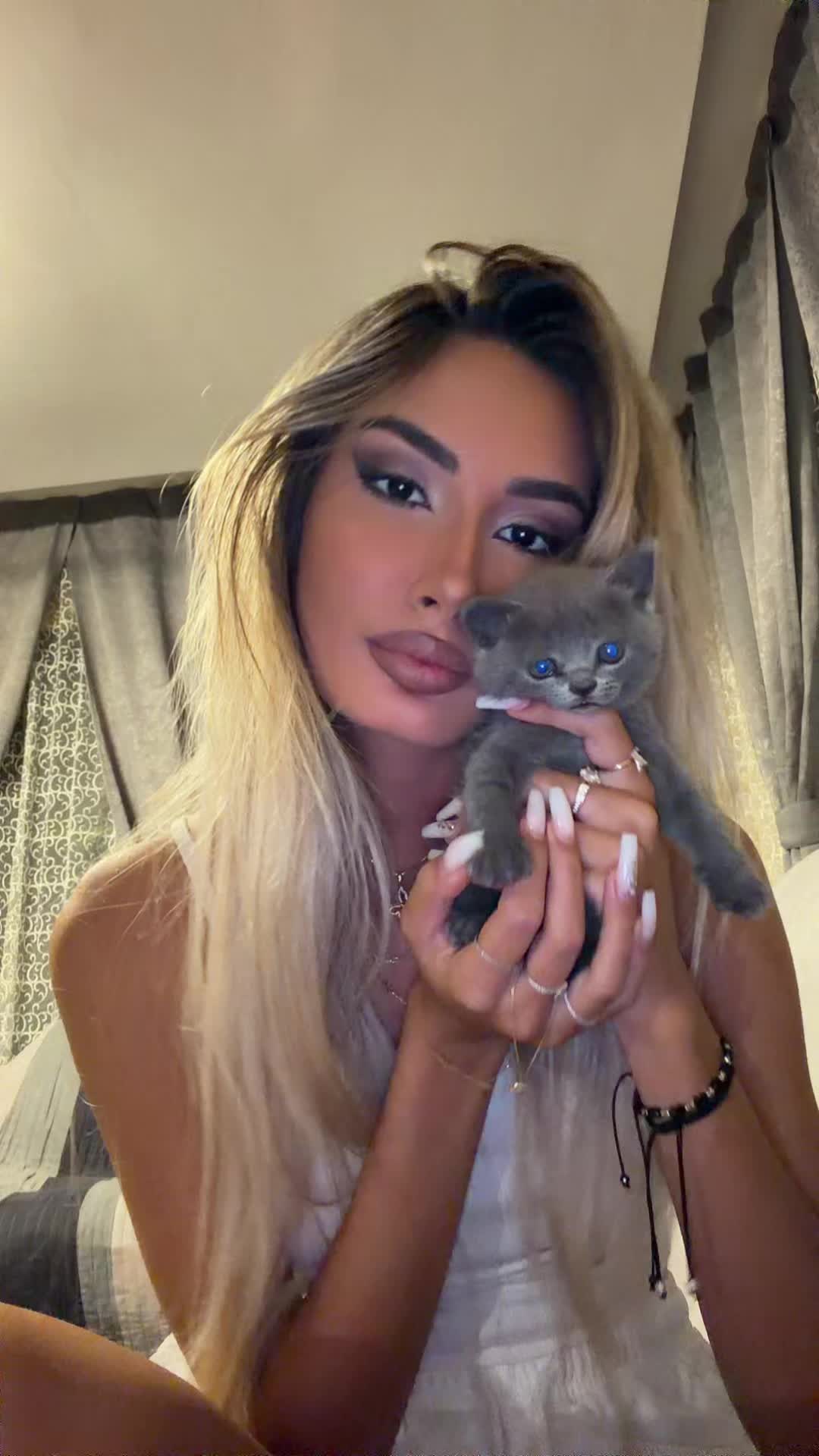 @alexia regina 🤍