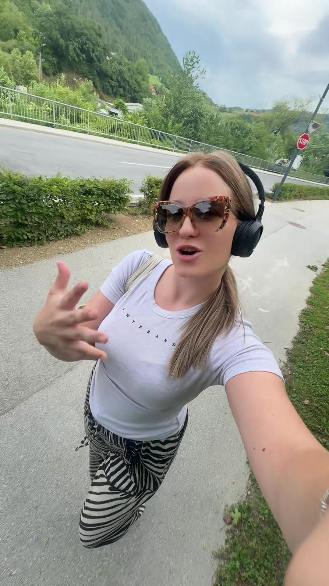 @Lara Juvančič