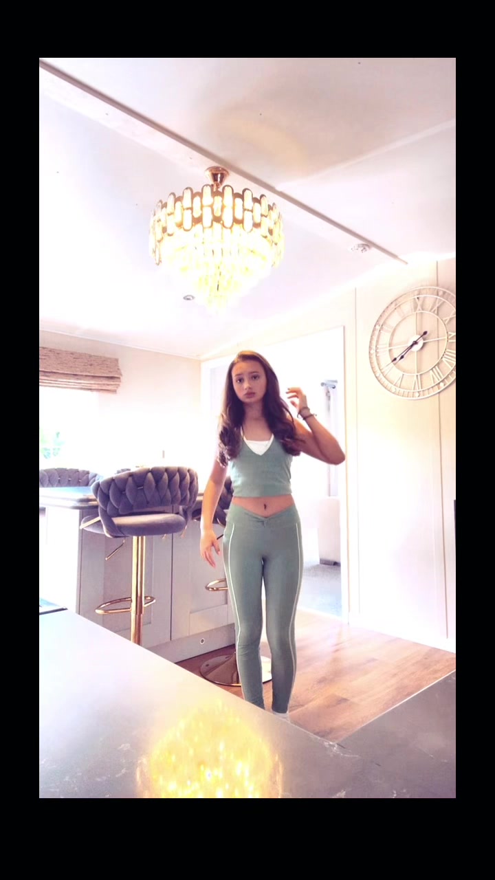 @𝒮𝒾𝓃𝒹𝓎_𝓈𝒽𝑒𝑒𝓃