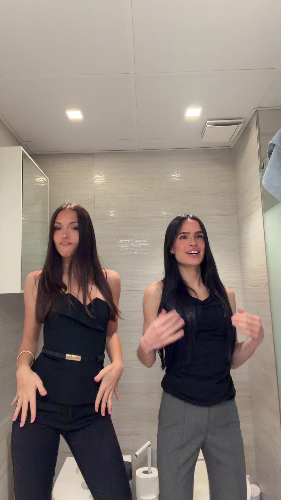@meriivallss