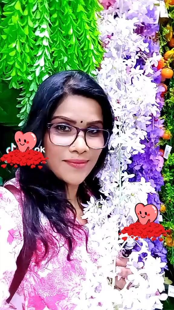 @പാറു❤️