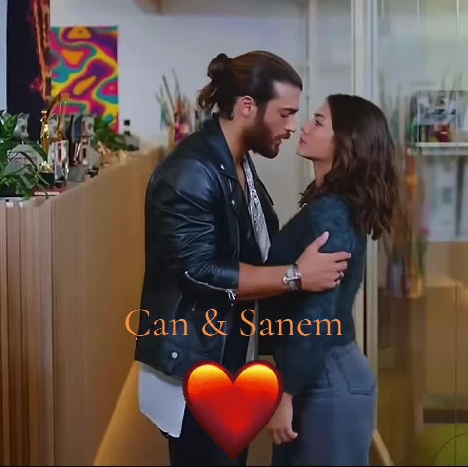 @Can Yaman 🖤ilMeglio 🖤