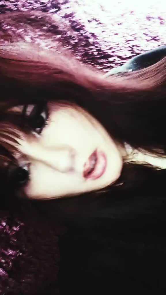 @𝓡𝓮𝓭 𝓿𝓮𝓵𝓿𝓮𝓽。‧˚ʚ🐇ɞ˚‧。