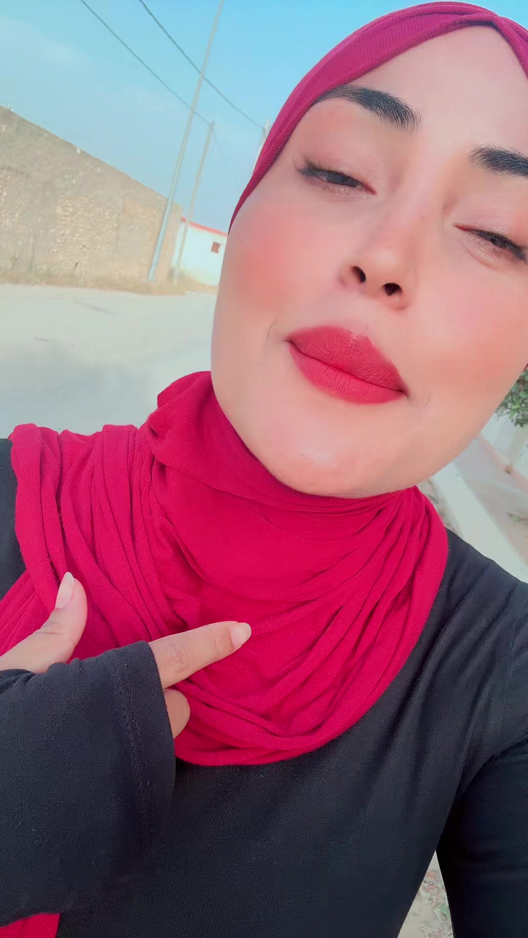 @Houda