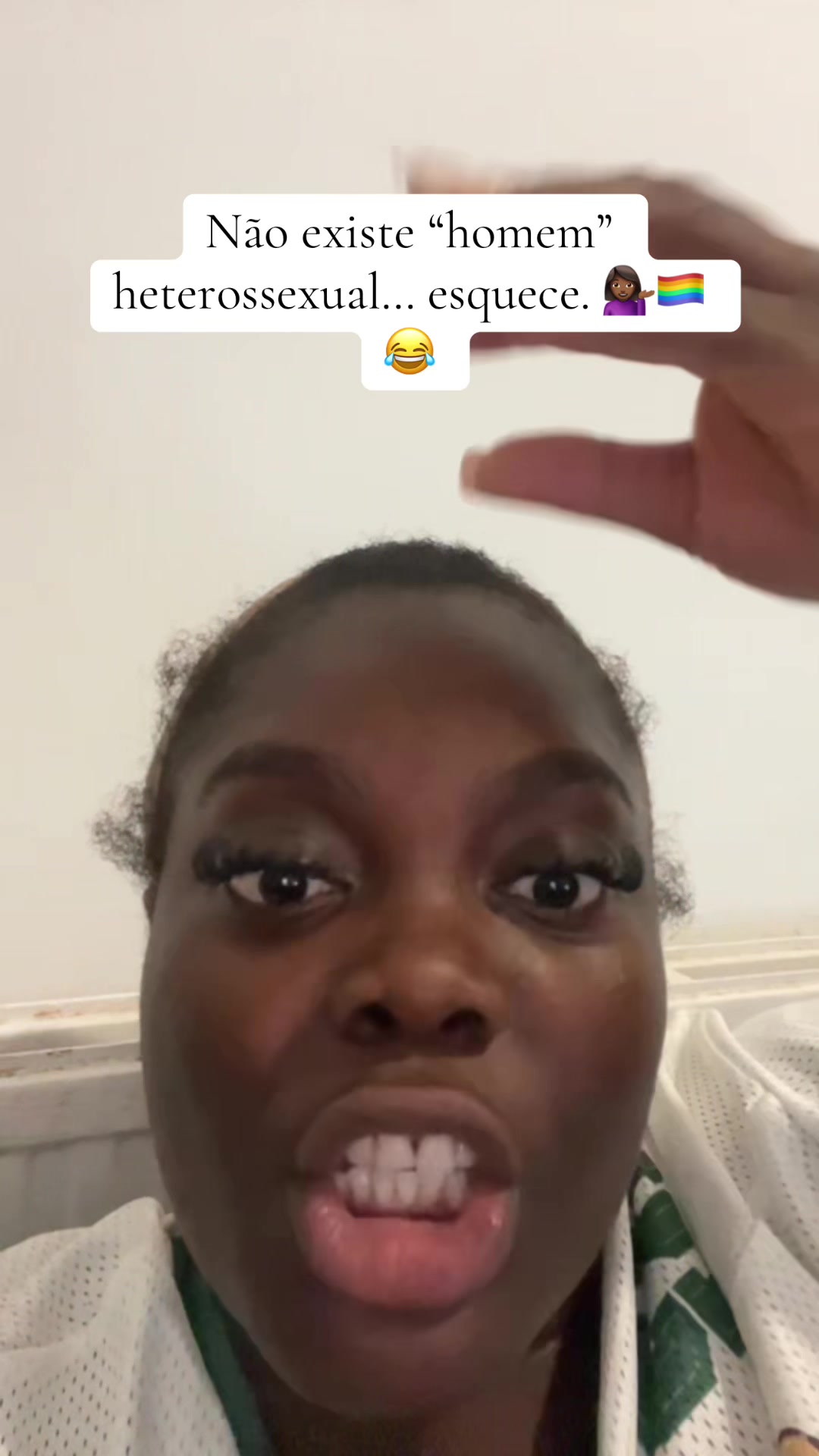 @Eleniaax