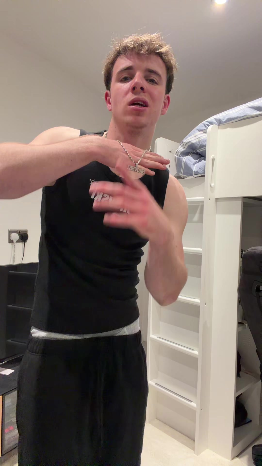 @Den