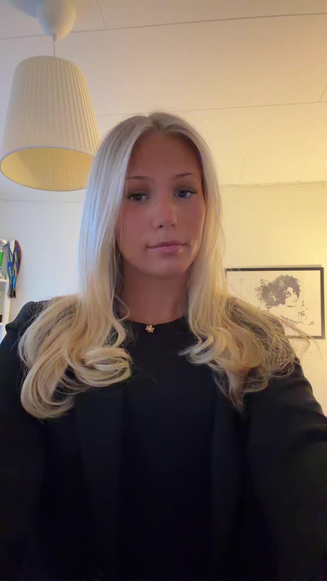 @SHÄBÄBS🔥❣️😛🤣👍
