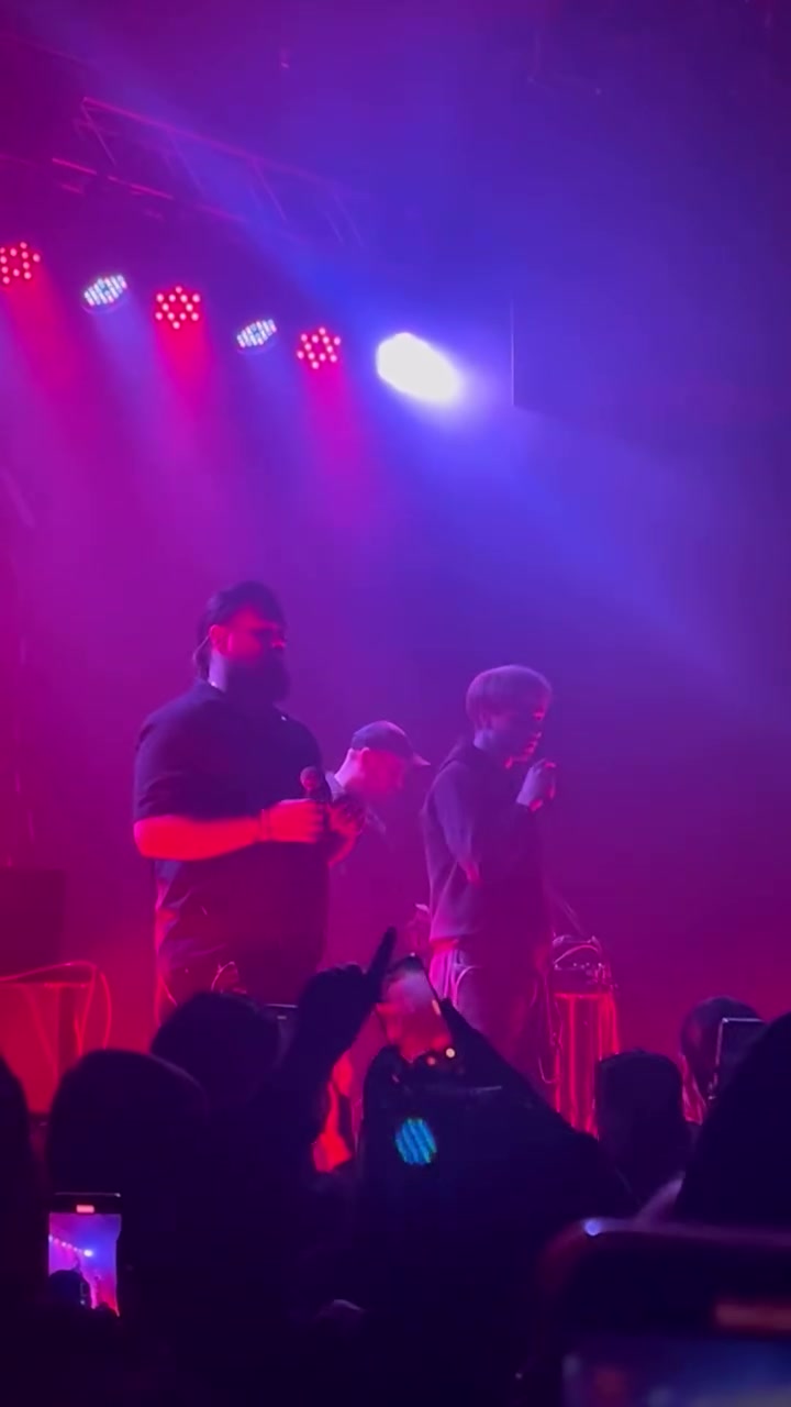 @cl0wnonstage