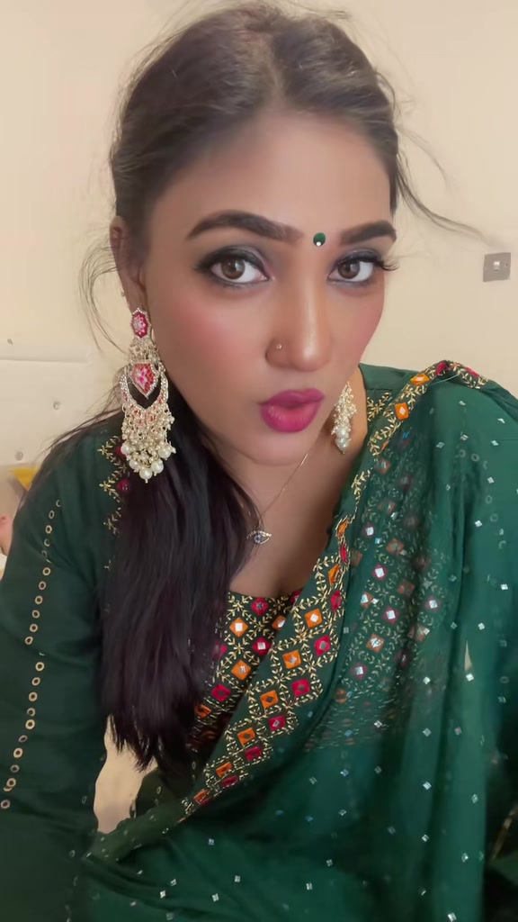 @Motto Kaur
