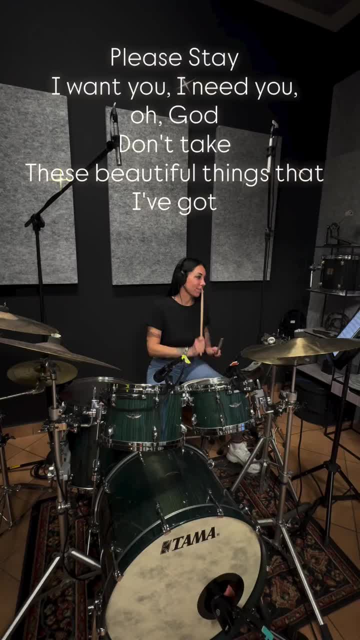 @Francesca 🖤