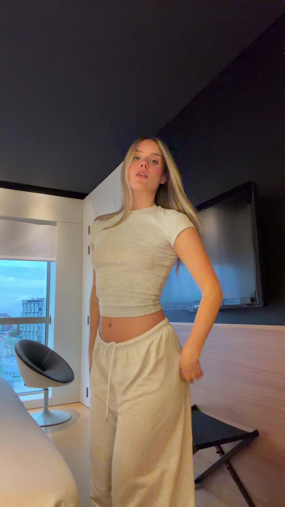 @LIA SIKORA