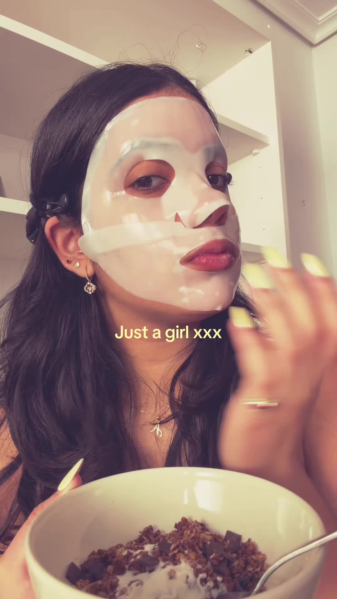 @AV