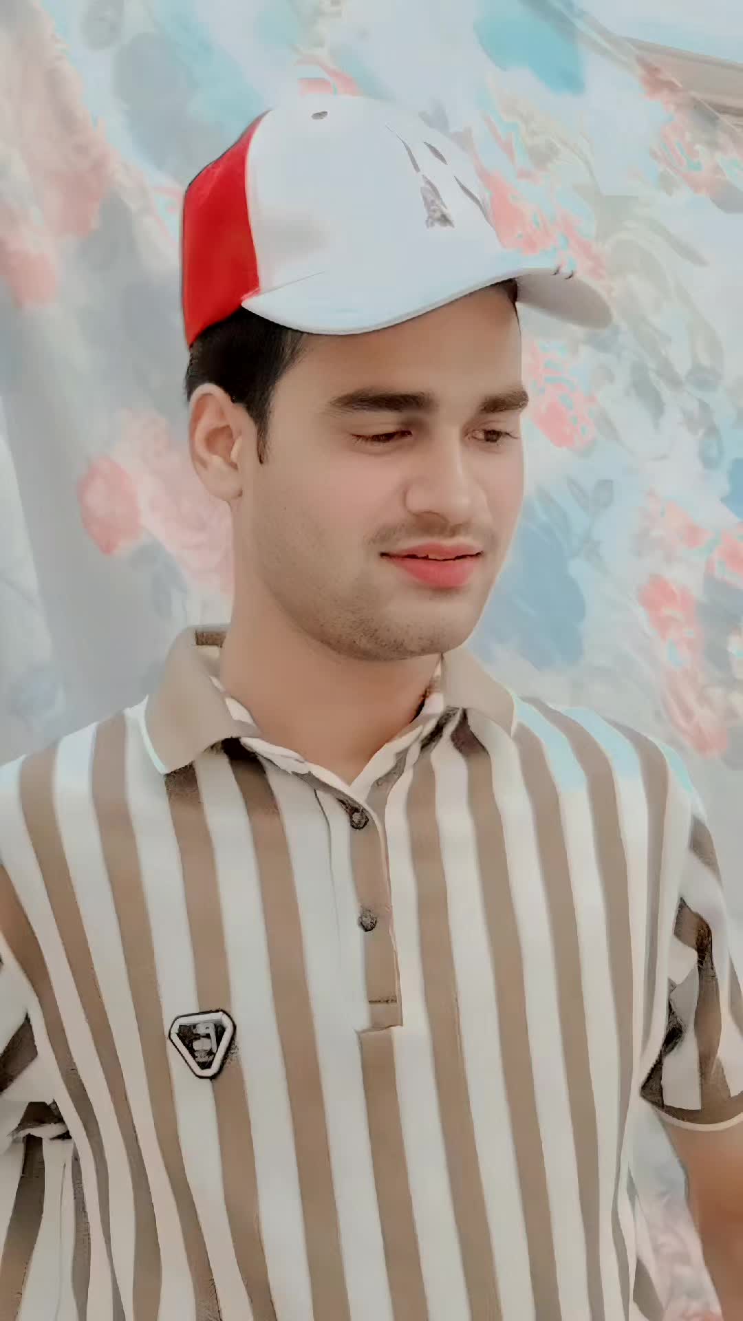 @꧁༒☬𝓜𝓻 𝓬𝓻𝓪𝔃𝔂 𝓫𝓸𝔂☬༒꧂