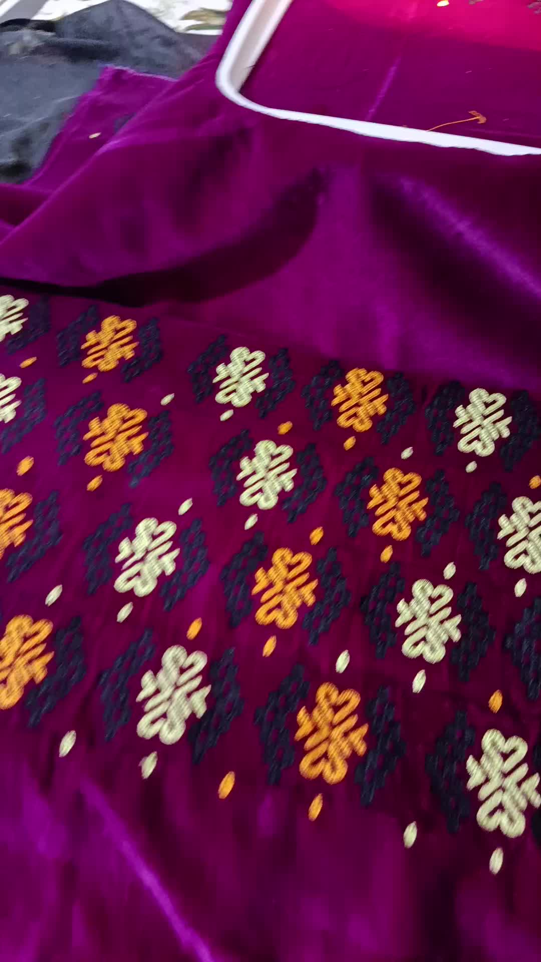 @๐บ๐๐ฑ๐๐๐๐๐๐๐ด๐