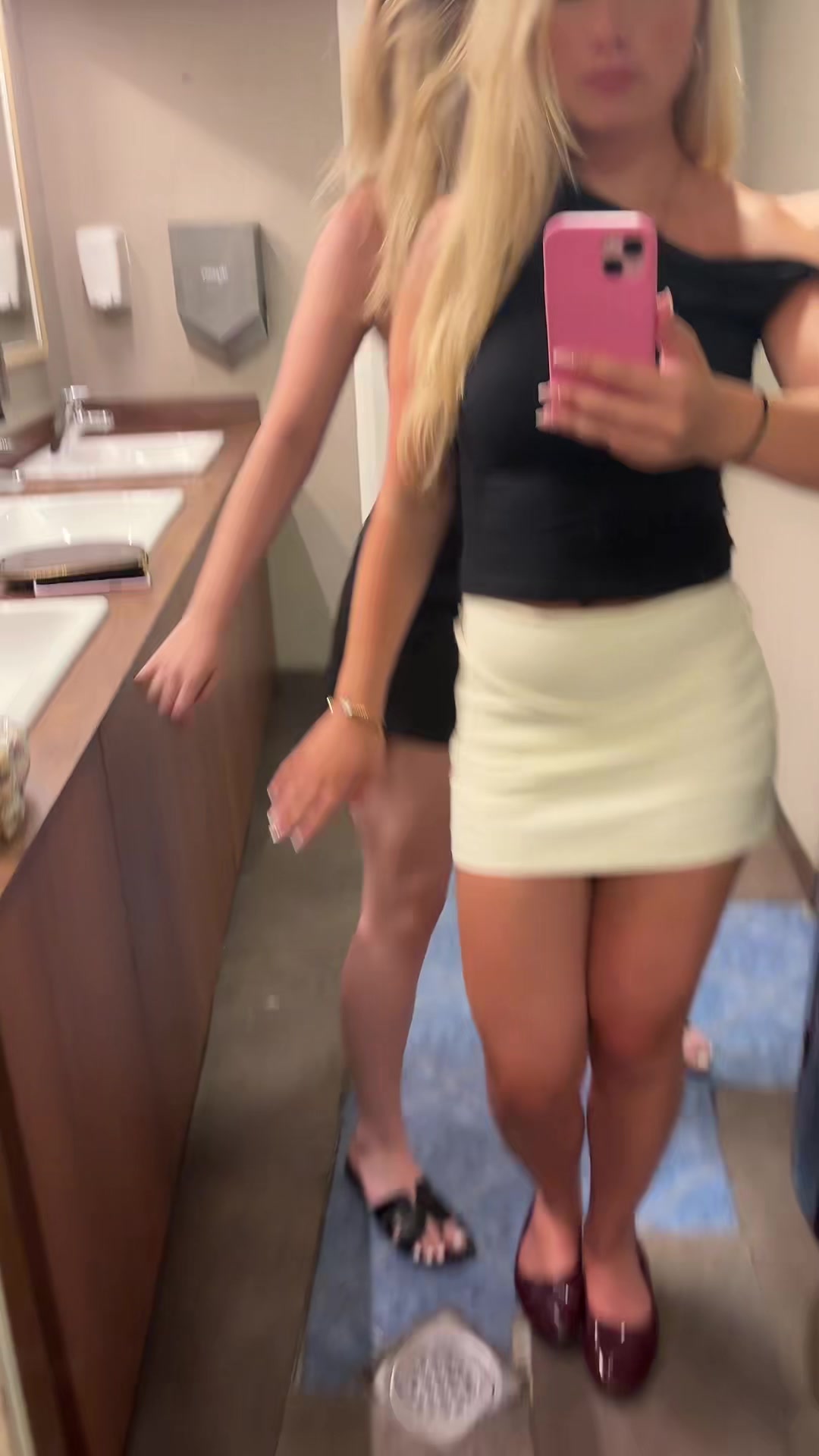 @_olivia1111