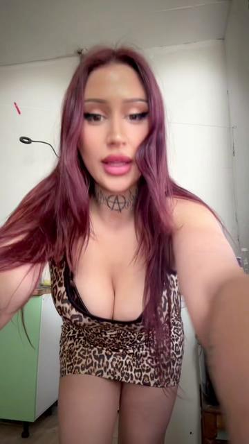@Marika♌️